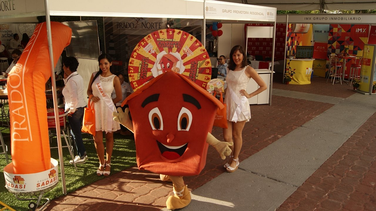 AGENCIAS-de-MODELOS-en-CANCUN-y-PLAYA-del-CARMENEDECANES PARA ACTIVACIONES CANCUN